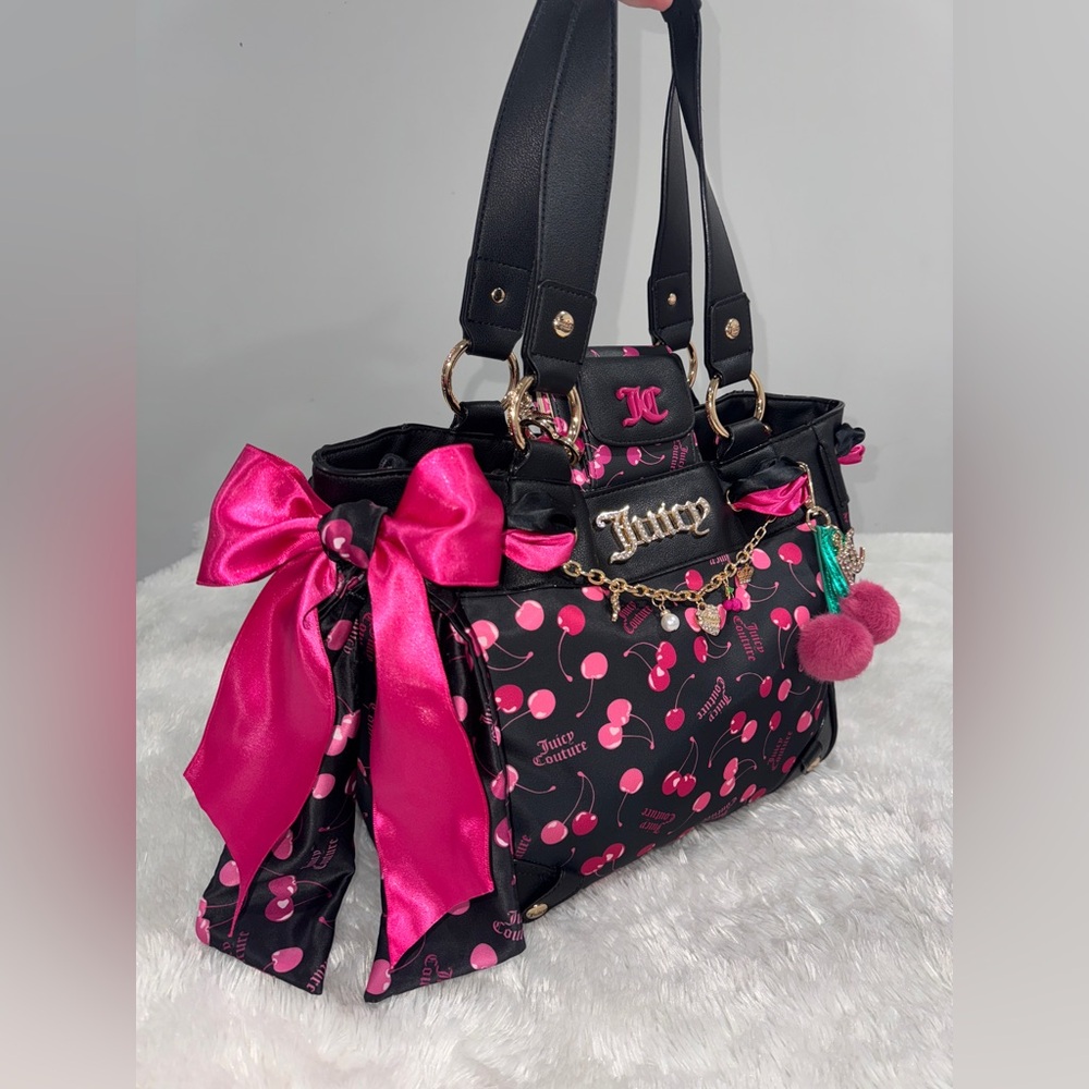 Juicy couture cherry daydreamer